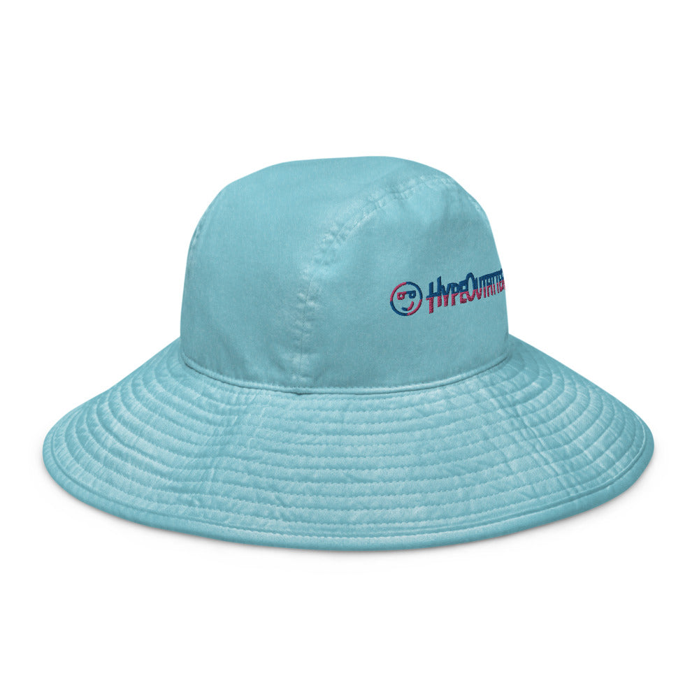 Wide brim bucket hat
